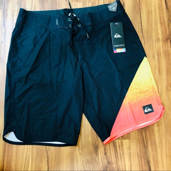 Quiksilver Other - Quiksilver Men's Ag47 New Wave 20 Inch Boardshort